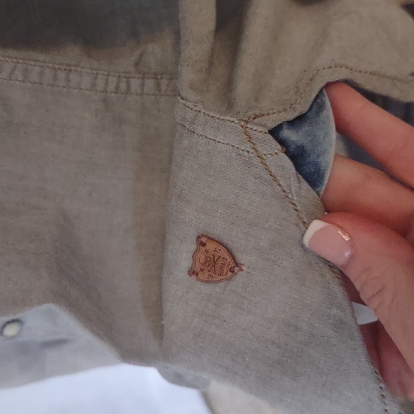 Buffalo David Bitton grey denim snap western Mens shirt Reverse Cuffs L NEW Jean - Picture 4 of 10